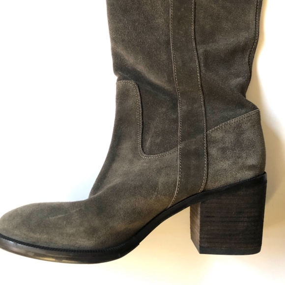 NEW BCBG Generation Suede Knee High Boots - Picture 4 of 17